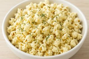 Palomitas de Maíz con Hierbas y Parmesano